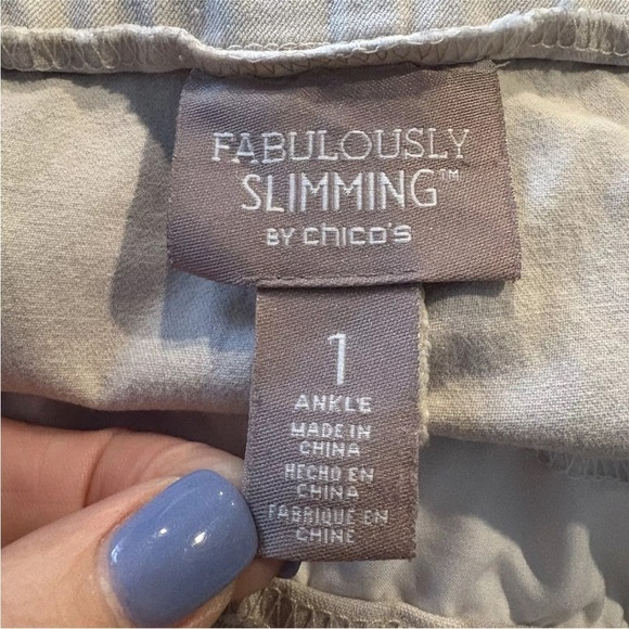 Chico’s Fabulously Slimming Pants Tan Women’s Size 1 US 8‎ (1648) - Picture 4 of 6